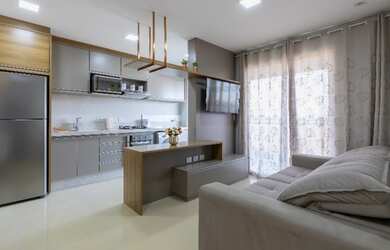 Imagem: O apartamento possui 2 Dormitórios, 2 Banheiros, 2 Vagas na