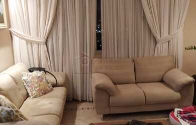 Imagem: O apartamento possui 3 Dormitórios, 2 Banheiros, 1 Vaga na