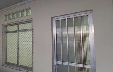 Imagem 1: Aluga-se uma quitinete espaçosa em Jacarepaguá