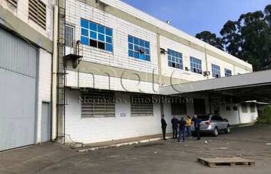 Imagem: O depósito possui 10m² de Área e está localizado em Rio