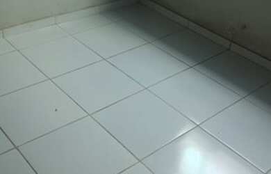 Imagem: A casa possui 3 Dormitórios, 2 Banheiros, 1 Vaga na garagem