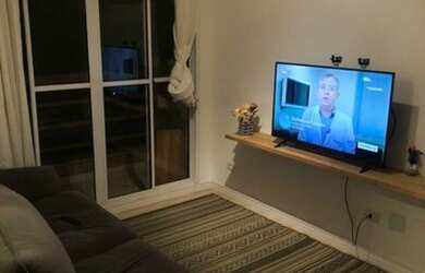 Imagem: O apartamento possui 2 Dormitórios, 1 Banheiro, 2 Vagas na