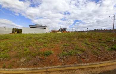 Imagem: O terreno está localizado em São José do Rio Preto, SP à