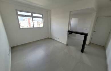 Imagem: O apartamento possui 2 Dormitórios, 2 Banheiros, 2 Vagas na