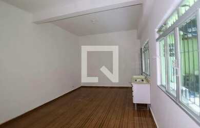 Imagem: O studio possui 1 Dormitório, 1 Banheiro, 30m² de Área e