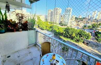 Imagem: O apartamento possui 3 Dormitórios, 2 Banheiros, 2 Vagas na