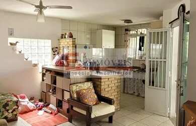 Imagem: A casa possui 1 Dormitório, 1 Banheiro, 82m² de Área e está