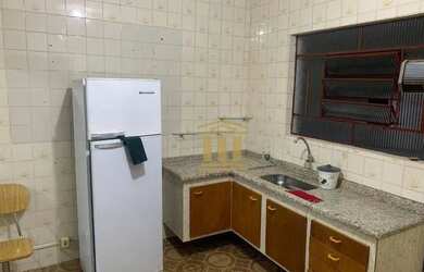 Imagem: A casa possui 3 Dormitórios, 4 Banheiros, 1 Vaga na garagem