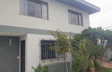 Imagem: A casa em condomínio possui 4 Dormitórios, 3 Banheiros, 4