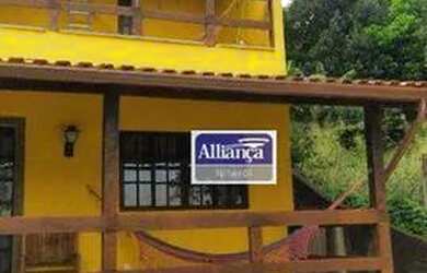 Imagem: A casa possui 4 Dormitórios, 4 Banheiros, 2 Vagas na garagem