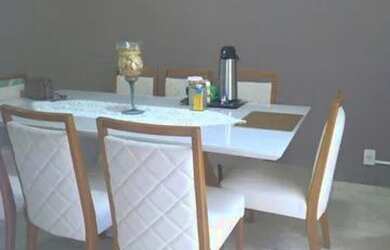 Imagem: A casa em condomínio possui 3 Dormitórios, 2 Banheiros, 2