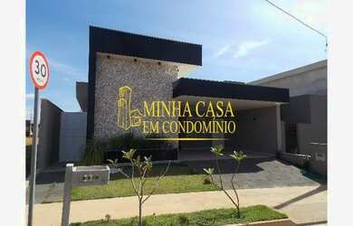 Imagem: A casa em condomínio possui 3 Dormitórios, 3 Banheiros, 2