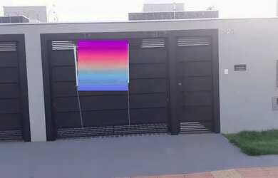 Imagem: A casa possui 2 Dormitórios, 1 Banheiro, 1 Vaga na garagem