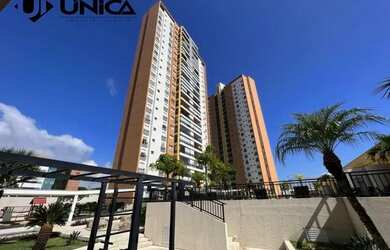 Imagem: O apartamento possui 4 Dormitórios, 1 Banheiro, 3 Vagas na