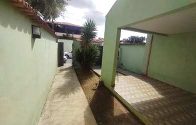 Imagem 1: Alugo linda casa bairro Filadélfia BETIM 3/4