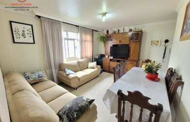 Imagem: O apartamento possui 3 Dormitórios, 1 Banheiro, 1 Vaga na garagem