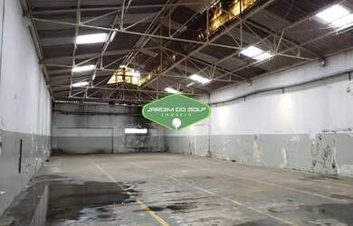 Imagem: O depósito possui 3714m² de Área e está localizado em Cambuci