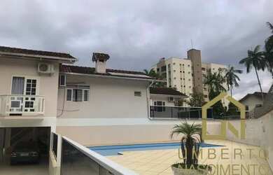 Imagem 3: Casa alto padrão mobilia para venda ou locação no Bairro Velha Blumenau...