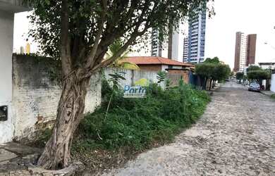 Imagem: O terreno possui 99m² de Área e está localizado em Horto