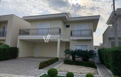 Imagem: A casa em condomínio possui 4 Dormitórios, 5 Banheiros, 4