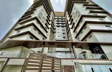 Imagem: O apartamento possui 3 Dormitórios, 4 Banheiros, 3 Vagas na