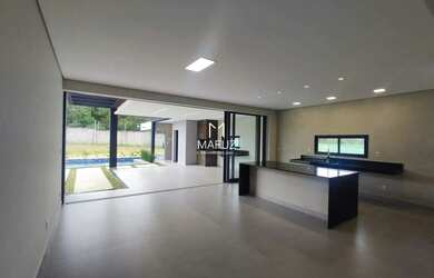 Imagem 7: Casa à venda, 4 quartos, 2 suítes, 4 vagas, Condomínio Gran Royalle...