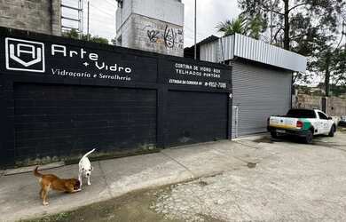 Imagem 3: Vendo galpão. 170m² de Áreae5 Vagas na garagem