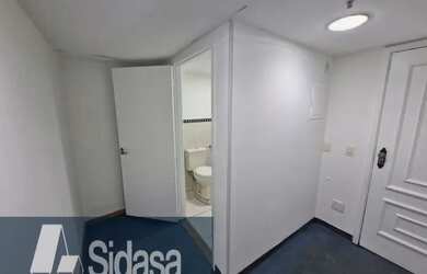 Imagem: O depósito possui 2 Vagas na garagem e 66m² de Área e está