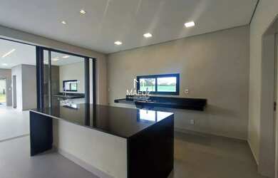 Imagem 9: Casa à venda, 4 quartos, 2 suítes, 4 vagas, Condomínio Gran Royalle...