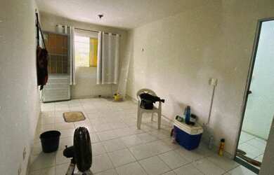 Imagem: O quarto possui Imóvel novo e está localizado em Pau Amarelo