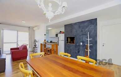 Imagem 6: Vista por do sol Guaiba. Piscina, Churrasqueira, Imóvel mobiliadoeAr-condicionado