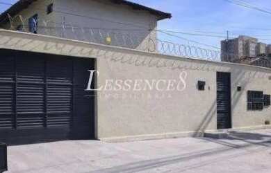 Imagem: O depósito possui 5 Vagas na garagem, 360m² de Área e está