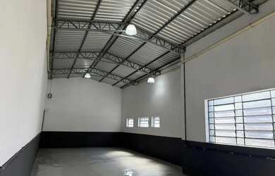 Imagem: O depósito possui 280m² de Área e está localizado em Vila