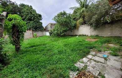 Imagem: A casa à venda possui 2 Dormitórios, 1 Banheiro, 4 Vagas na