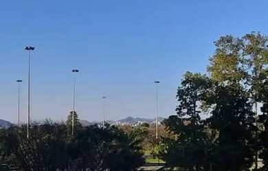 Imagem: O apartamento possui 1 Dormitório, 1 Banheiro, 32m² de Área