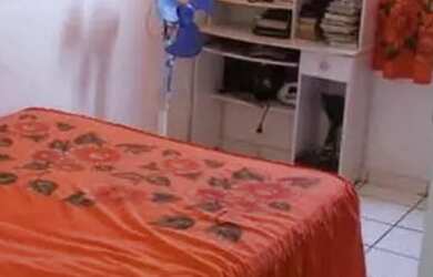 Imagem: O apartamento possui 2 Dormitórios e 1 Banheiro e está localizado