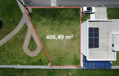 Imagem: O terreno possui 406m² de Área, Imóvel novo e está localizado