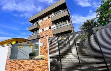 Imagem: O apartamento possui 3 Dormitórios, 1 Banheiro, 1 Vaga na garagem