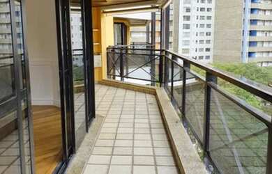 Imagem: O apartamento possui 4 Dormitórios, 4 Banheiros, 2 Vagas na