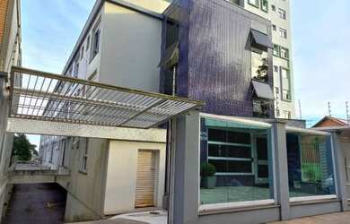 Imagem: A kitnet possui 1 Dormitório, 1 Banheiro, 1 Vaga na garagem