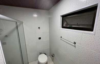 Imagem 9: Casa térrea no Itagua. Piscina, 100m² de Área, 5 Vagas na garageme2...