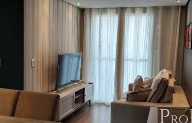 Imagem: O apartamento possui 2 Dormitórios, 1 Banheiro, 1 Vaga na garagem