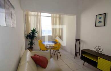 Imagem: O studio possui 1 Dormitório, 1 Banheiro, 45m² de Área e