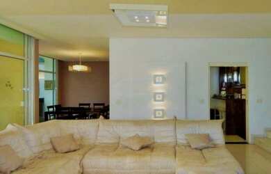 Imagem 9: Casa de alto padrão em condôminio no Alto da Boa Vista na rua Ricardo...