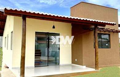 Imagem: A casa possui 2 Dormitórios, 2 Banheiros, 67m² de Área e