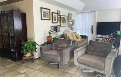 Imagem 4: EDF. KISSANGE. Varanda, 180m² de Área, 2 Vagas na garageme4 Dormitórios