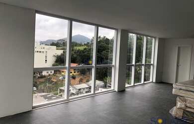 Imagem 8: Sala à venda 4 Vagas, 250M², Ariribá, Balneário Camboriú - SC Spot