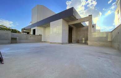 Imagem: O apartamento na cobertura possui 3 Dormitórios, 2 Banheiros