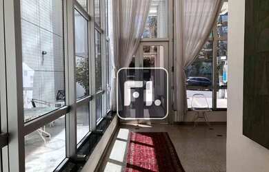 Imagem: O depósito possui 1 Vaga na garagem e 46m² de Área e está