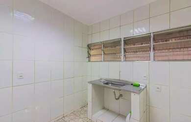 Imagem 12: Casa com 2 dormitórios à venda por R$ 270.000 na Vila Picinin